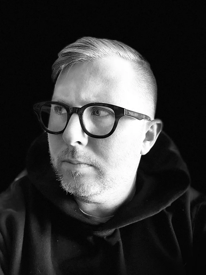 Black-and-white portrait of Spencer Hardwick.